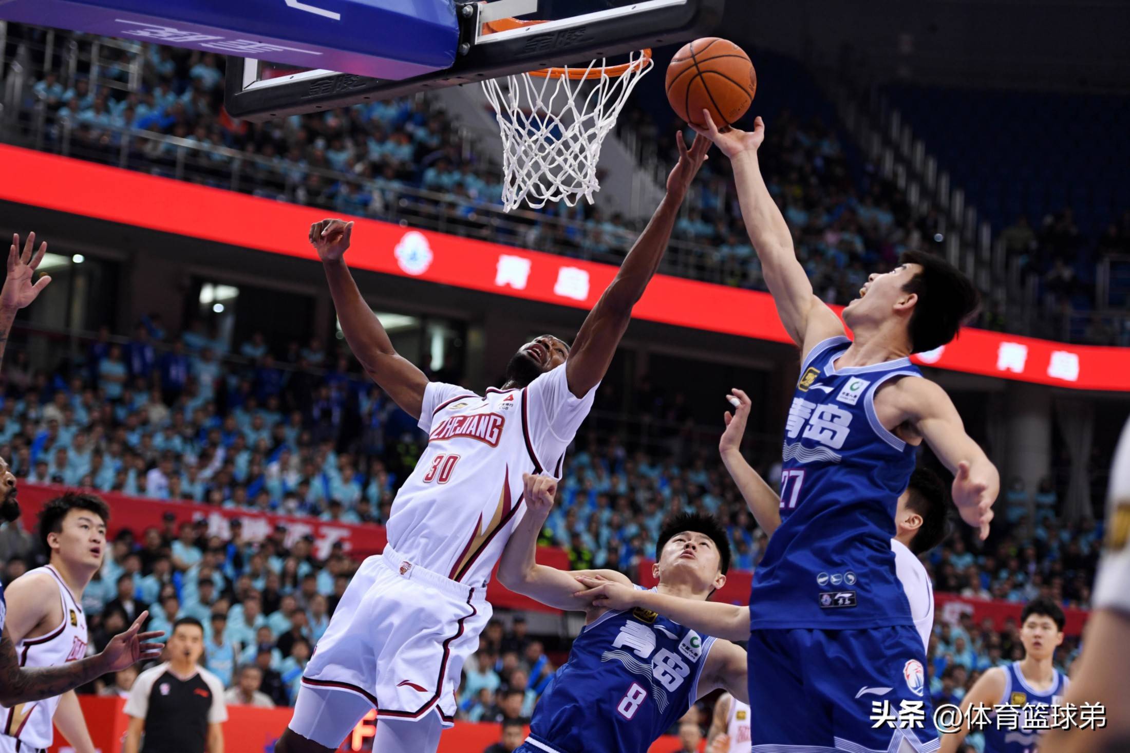关于国际比赛日体能课后，武汉三镇手感冰凉备战NBA季后赛，更衣室稳定，阵容厚度经受考验的信息