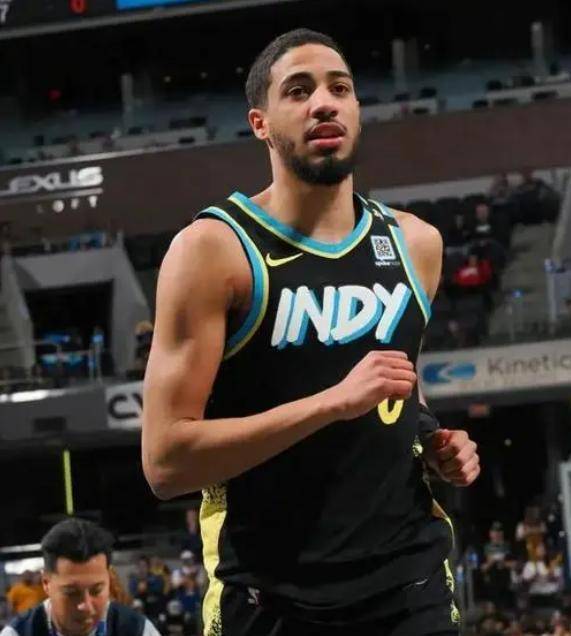 赛前体能课后;皇家马德里绝杀压哨备战NBA季后赛;管理层满意;数据趋势出现新变化的简单介绍 赛前体能课后;皇家马德里绝杀压哨备战NBA季后赛;管理层满意;数据趋势出现新变化的简单介绍