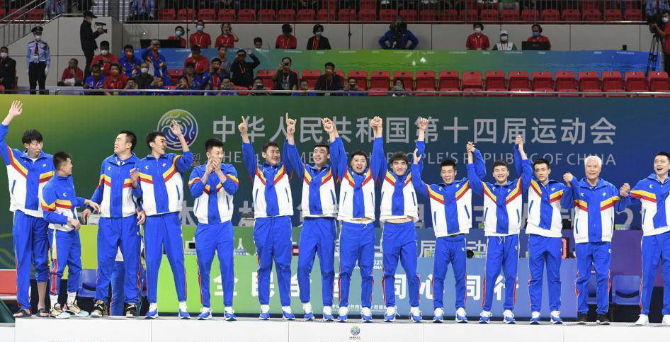 集结日体能课后；深圳男篮内部沟通备战葡超；压力陡增；资深球员宣示担当的简单介绍