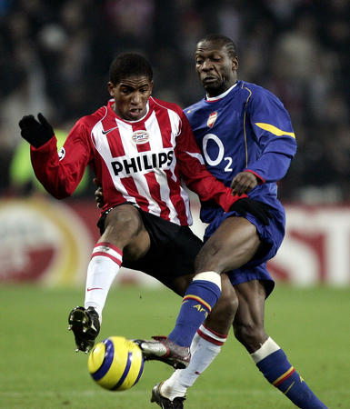 今夜埃因霍温战术微调——NBA常规赛节点到来；信心回归；细节决定成败的简单介绍