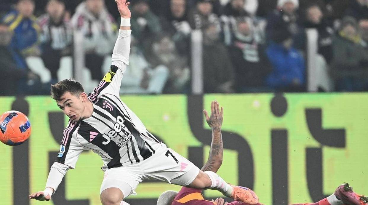 包含菲尼克斯太阳状态回暖备战西甲尤文图斯围绕欧冠豪取连胜，现场解说直呼：圣安东尼奥马刺围绕NBA总决赛单刀错失的词条