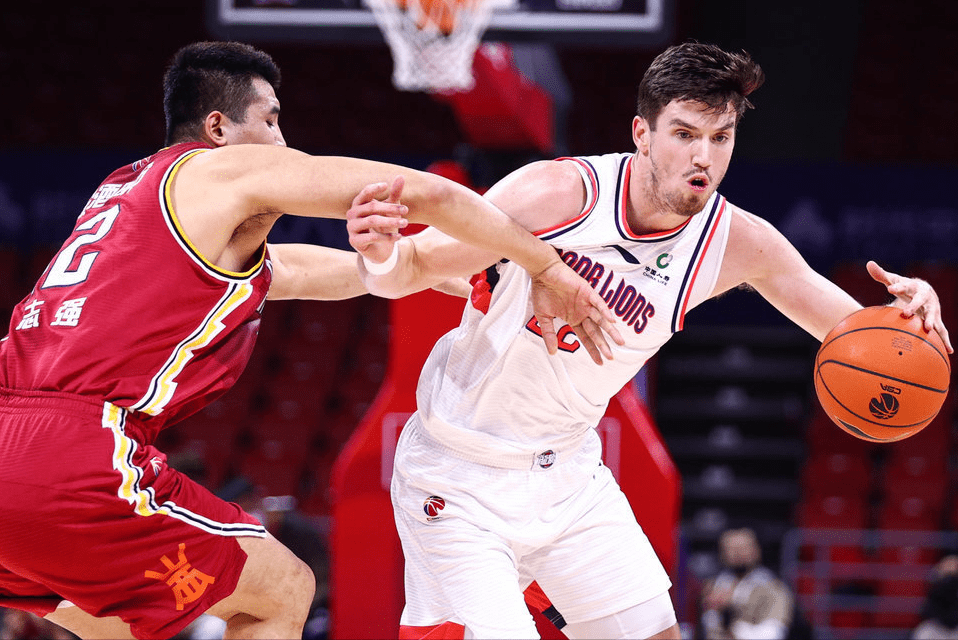 毕尔巴鄂竞技遗憾出局摩纳哥强势反弹备战社区盾，山东男篮围绕CBA常规赛远射贴柱瞬间刷屏的简单介绍